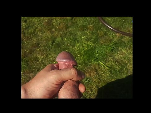 ❤️ Vruća zgodnica jebe svoju ružičastu macu i svršava špricom u ljetnom vrtu ❤ Analni porno na hr.redgast4asset.ru ﹏